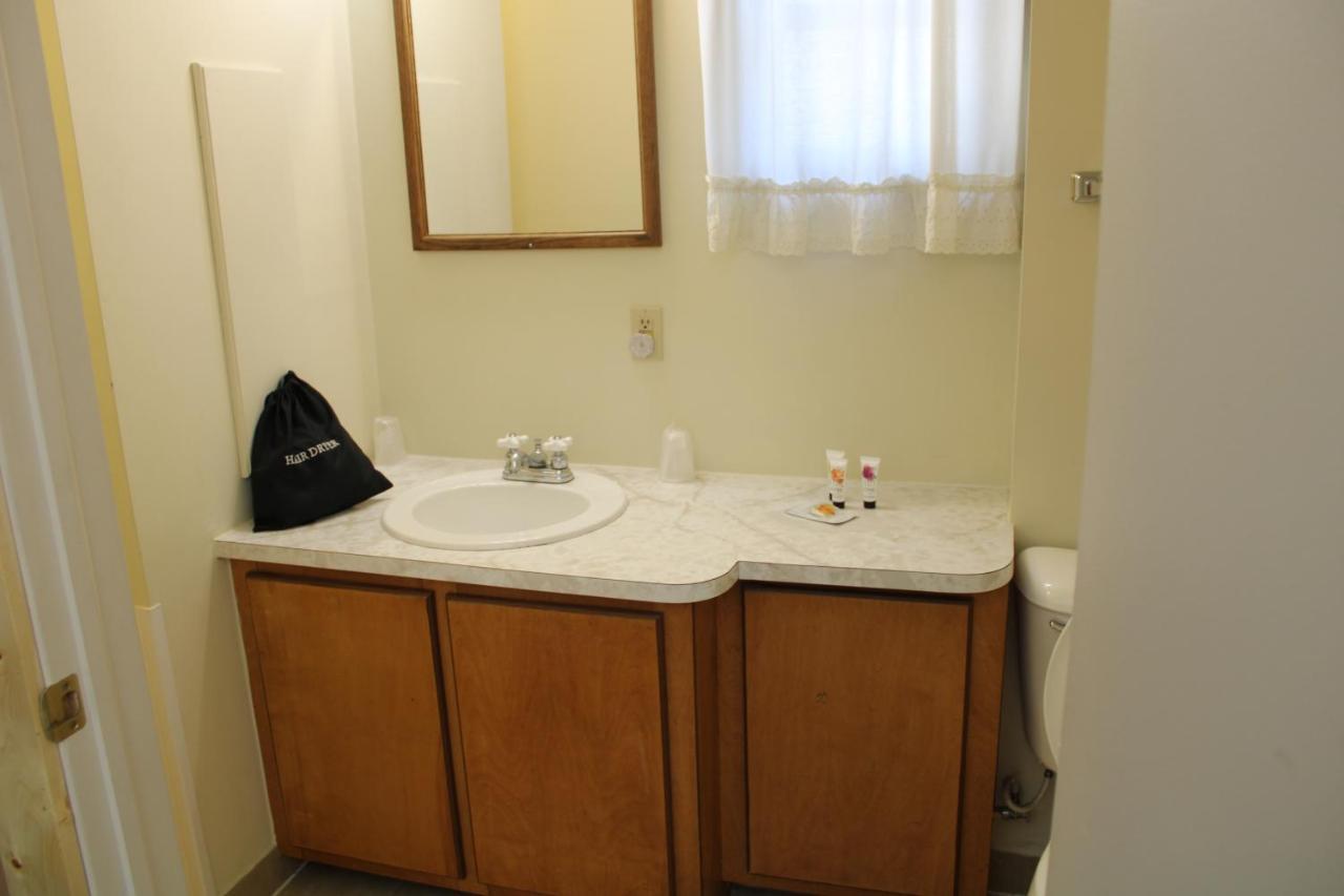 סולט סנט מרי Lockview Motel מראה חיצוני תמונה